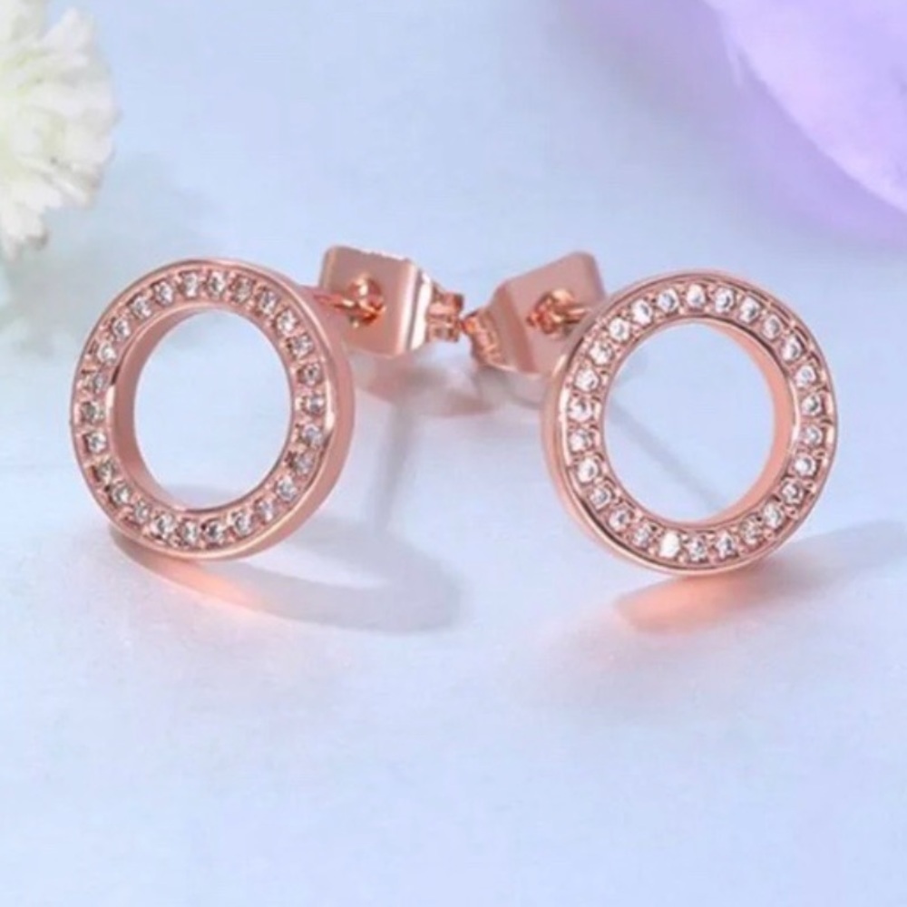 **New Luxury 18k Rose Gold Diamond Stud Earrings